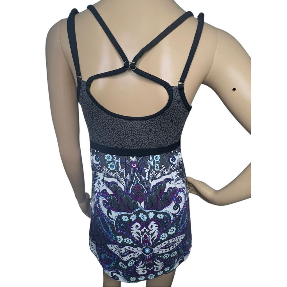 Athleta Boho Athletic Stretchy Tank Top With Built In Bra - Picture 5 of 6